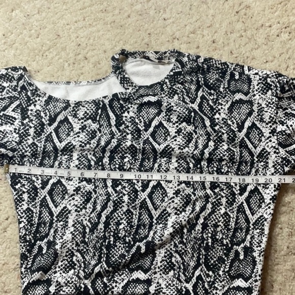 𝅺culpos x Inc Python Print Drop Shoulder Long Sleeve Sweatshirt Size Small - Picture 5 of 8